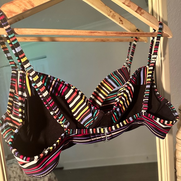 Old Navy - Bikini Top - Picture 2 of 2